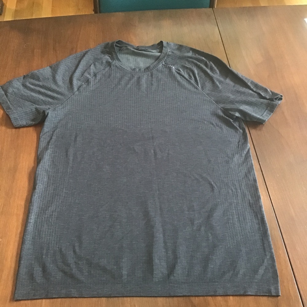 Lululemon Metal Vent Tech Short Sleeve Shirt Charcoal Gray Heather Activewear L